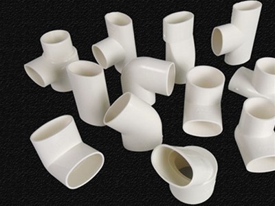 「涨知识」PVC排水给水管件两种比较流行的PVC管件成型装置